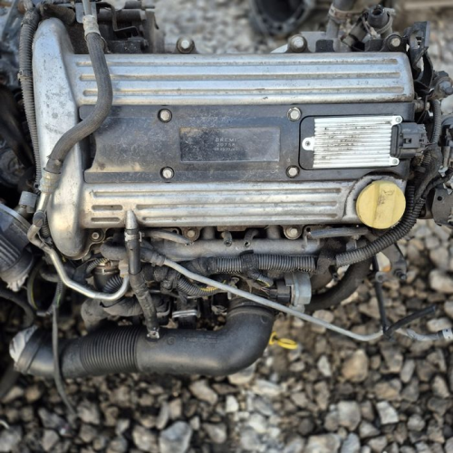 Мотор двигун двигатель Opel astra ii g vectra c zafira 2.2  z22se