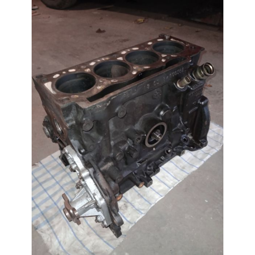 Мотор Двигун Рено Кенго 1.9д в розібраному стані