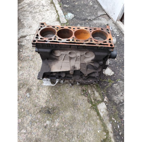 Мотор Renault scenic 2.0 бензин Мотор Renault scenic 2.0 бензин