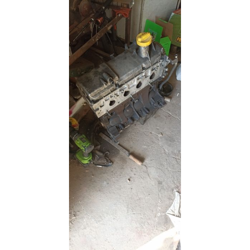 Мотор Рено k7j 1.4 сімбол,кліо2,кенгоцілим або по запчастинам Мотор Рено k7j 1.4 сімбол,кліо2,кенгоцілим або по запчастинам