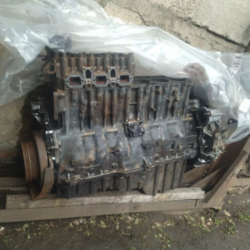 Мотор Renault Magnum Euro3 Мотор Renault Magnum Euro3