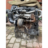 Двигун К9К 732 з форсунками, насосом і турбіною