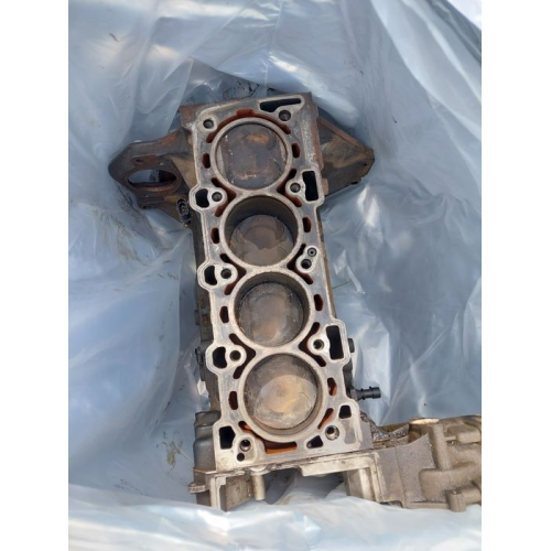 Блок двигуна Opel Astra H 1.6 16V Z16XER, 2004 рік, 1.6 л, бензин. Блок двигуна Opel Astra H 1.6 16V Z16XER, 2004 рік, 1.6 л, бензин.