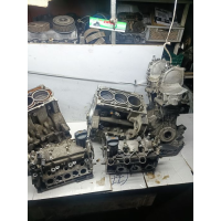 Мотор блок Skoda Fabia  1,2 головка блока коленвал