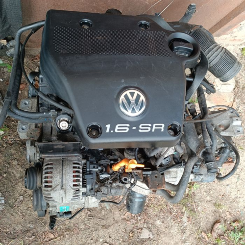 Двигун мотор двигатєль 1.6-SR