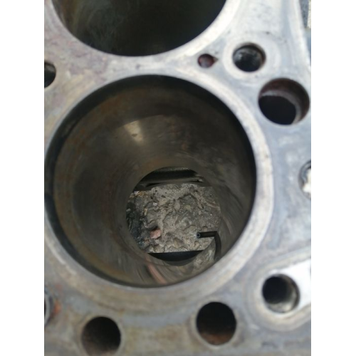 Блок двигуна Opel Meriva 1,7 cdti z17dth, 2003 рік, 1,7 л, дизель. Блок двигуна Opel Meriva 1,7 cdti z17dth, 2003 рік, 1,7 л, дизель.
