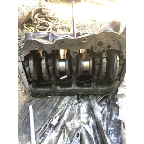 Блок двигуна Volkswagen Passat B5, Audi A4, 1996-2001, 1.8 л бензин. Блок двигуна Volkswagen Passat B5, Audi A4, 1996-2001, 1.8 л бензин.