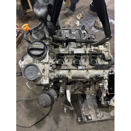 Мотор двигун шкода фабія поло 1.2 бензин