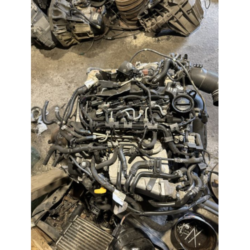 Двигун Мотор двигатіль 1.6тді CLHB.CLH.CXX.Skoda А7. Октавія а7 Гольф7