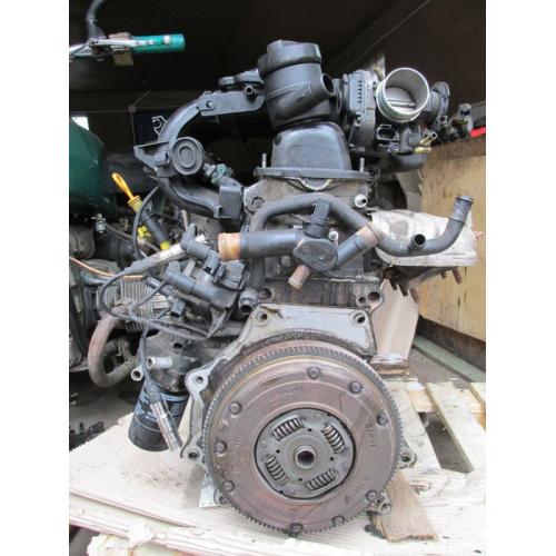 Колектор,поршня, перед.опора двигуна,датчик розпредвала, skoda 1,6 AKL