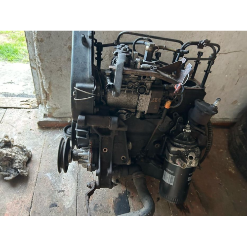 Мотор 1.6 гольф продам по запчастям