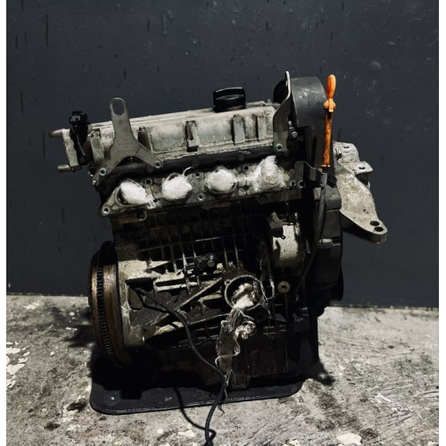 Двигун мотор голий Гольф 4 1.4 MPI AKQ 55kw 16V Golf 4 розборка VW