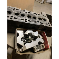 Продам головки до Т5 2,5 мотор підтремонт