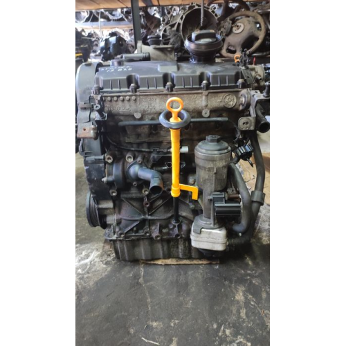 Мотор Двигун Volkswagen Golf 5 Гольф 5 1.9 TDI BXE