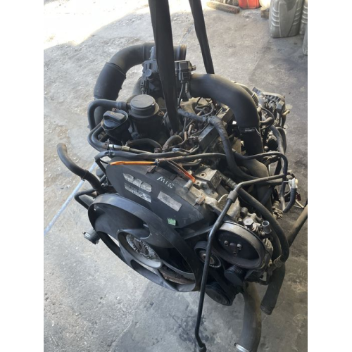 Мотор Двигатель КОМПЛЄКТНИЙ КПП Крафтер Crafter 2.5tdi BJM 120кВт