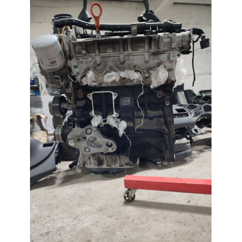 Двигун Фольксваген Пассат Б6 Гольф 5 VW Тауран мотор 1.4 tsi CAX Двигун Фольксваген Пассат Б6 Гольф 5 VW Тауран мотор 1.4 tsi CAX