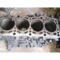 Блок двигуна Volkswagen Passat B6 2.0 TDI 2005-2009р. 2.0 л дизель.