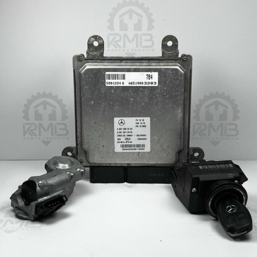 Блок керування двигуном A6519003203 для Mercedes Sprinter W906 2.2 OM651, 2010, дизель. Блок керування двигуном A6519003203 для Mercedes Sprinter W906 2.2 OM651, 2010, дизель.