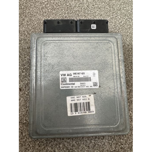 Блок керування двигуном Bosch EDC17C10, 2015 р., 2.0 л, дизель. Блок керування двигуном Bosch EDC17C10, 2015 р., 2.0 л, дизель.
