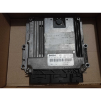 Блок керування двигуном Renault 0281019075 237101074R Bosch, 2015 рік, 1.6 л, дизель.