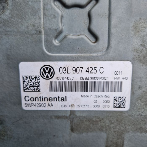 Блок керування Passat B7, 2012, 2.0 л бензин. Блок керування Passat B7, 2012, 2.0 л бензин.