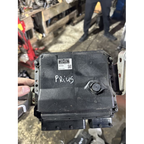 Блок управління двигуном Toyota Prius 1.8 XW30 89661-47410, 2010 рік, 1.8 л, бензин. Блок управління двигуном Toyota Prius 1.8 XW30 89661-47410, 2010 рік, 1.8 л, бензин.