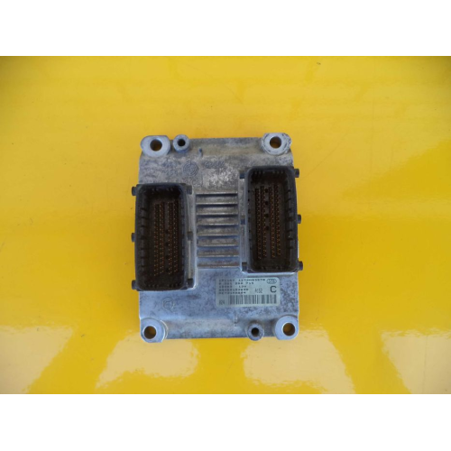 Блок управління двигуном Alfa Romeo 147 (1,6) 00-10 р. 0261206715, бензин, 1,6 л. Блок управління двигуном Alfa Romeo 147 (1,6) 00-10 р. 0261206715, бензин, 1,6 л.