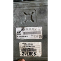 Блок управління двигуном VAG 03L906023LK для дизельного 1.6 TDI, випущений в Україні. Назва: Блок управління двигуном VAG 03L906023LK. Модель: 1.6 TDI. Рік випуску: в Україні. Об'єм двигуна: дизельний.