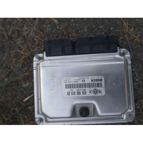 Блок управління двигуна Volkswagen Passat B5, 2003, 1.8 л, бензин. Блок управління двигуна Volkswagen Passat B5, 2003, 1.8 л, бензин.