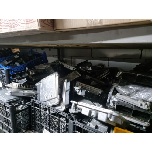 Блок управління двигуном ЕБУ Passat b7 2011 1.8 бензин.