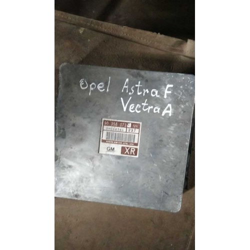 Блок управління Opel Astra F 1.8i 88-95, 90356073 XR, бензин, 1.8 л. Блок управління Opel Astra F 1.8i 88-95, 90356073 XR, бензин, 1.8 л.