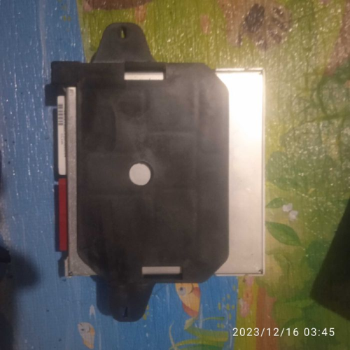 Блок управління двигуном Opel Vectra В 1.6 1997 р. 1.6 л бензин. Блок управління двигуном Opel Vectra В 1.6 1997 р. 1.6 л бензин.