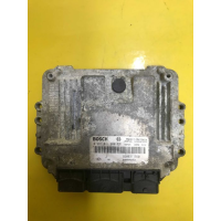 Блок управління двигуном Renault Master 0281011940 8200311550: назва - Блок управління двигуном, модель - Renault Master, рік випуску - невідомий, об'єм двигуна - невідомий, паливо - дизель.