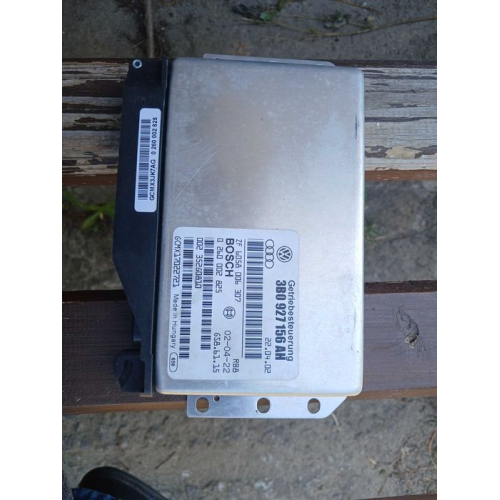 Блок управління для Volkswagen Passat B5+, модель, рік випуску, об'єм двигуна, тип палива: блок управління, Passat B5+, 2003, 1.8 л, бензин.