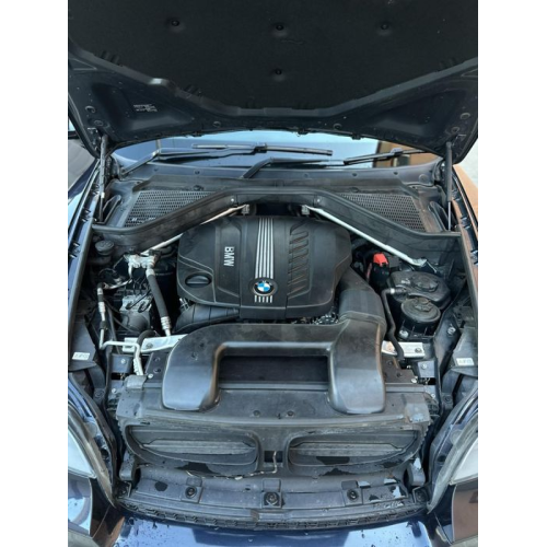 Двигун N57D30A для BMW E70, випущений в Україні, 3.0 л, дизель. Двигун N57D30A для BMW E70, випущений в Україні, 3.0 л, дизель.