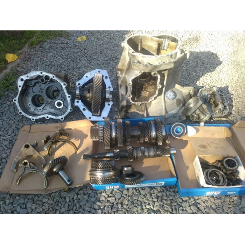 Коробка передач для Chrysler Voyager, Dodge Ramvan, Chrysler Town Country. МКПП, 1998-2007, 2.4-3.8 л, бензин. Коробка передач для Chrysler Voyager, Dodge Ramvan, Chrysler Town Country. МКПП, 1998-2007, 2.4-3.8 л, бензин.