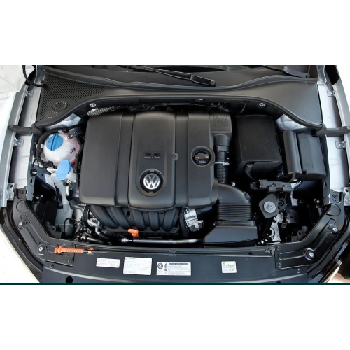 Двигун Volkswagen Passat b7 2.5 TDI 2011, 2.5 л дизель. Двигун Volkswagen Passat b7 2.5 TDI 2011, 2.5 л дизель.
