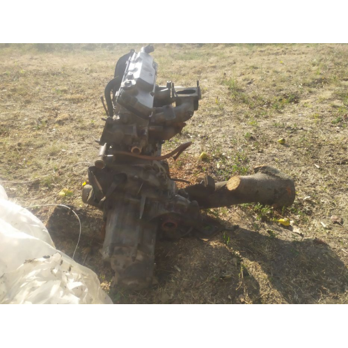 Двигун 1,1 Таврія, 1997, бензин, з коробкою передач, в зборі.