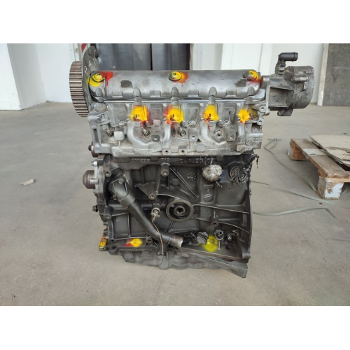 Двигун 1.9 dci F9Q для Renault Megan/Scenic/Trafic, Opel Vivaro, Nissan Primastar. Об'єм - 1.9 л, дизель. Двигун 1.9 dci F9Q для Renault Megan/Scenic/Trafic, Opel Vivaro, Nissan Primastar. Об'єм - 1.9 л, дизель.