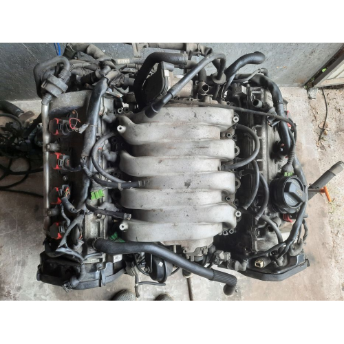 Двигун AXQ 4.2, Volkswagen, 2002, 4.2 л, бензин. Двигун AXQ 4.2, Volkswagen, 2002, 4.2 л, бензин.