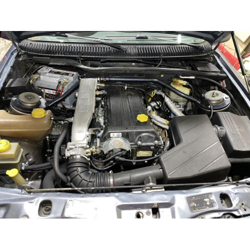 Двигун DOHC 2.0 Sierra Scorpio, 1990, 2000 куб. см. бензин. Двигун DOHC 2.0 Sierra Scorpio, 1990, 2000 куб. см. бензин.