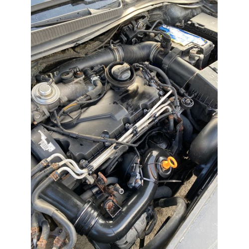 Двигун 1.9 BXE 77 кВт для Golf 5 та Passat B6, випущений в Україні. Двигун 1.9 BXE 77 кВт для Golf 5 та Passat B6, випущений в Україні.