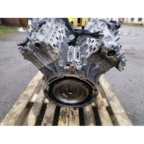Двигун Mercedes OM642.899, 3.0 л, дизель, для Sprinter 319 W 906, випущений в Україні. Двигун Mercedes OM642.899, 3.0 л, дизель, для Sprinter 319 W 906, випущений в Україні.