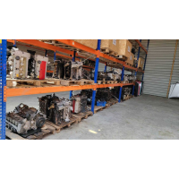 Блок голова двигуна Mercedes OM611, OM646, OM648, OM604, OM605, OM651, M111, M271. Об'єм 1.8-3.0 л, паливо - дизель або бензин.