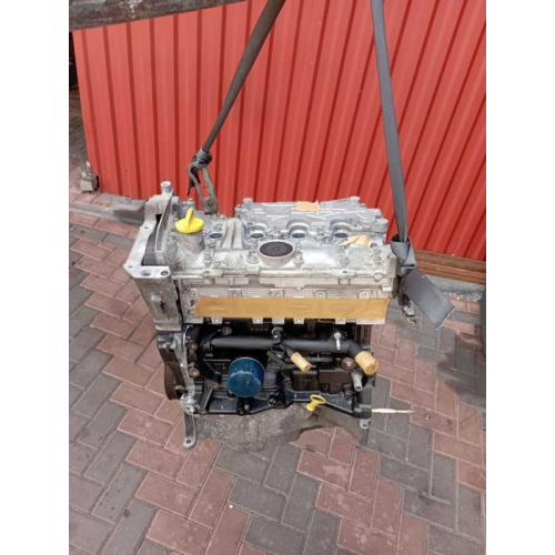 Двигун K4M 782 1.6 16V для RENAULT SCENIC 2 (03-09) 1.6 л паливо бензин. Двигун K4M 782 1.6 16V для RENAULT SCENIC 2 (03-09) 1.6 л паливо бензин.