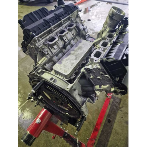 Двигун: Land Rover 3.0л supercharged, 306PS / AJ-126 / AJ126, бензин, 2019. Двигун: Land Rover 3.0л supercharged, 306PS / AJ-126 / AJ126, бензин, 2019.