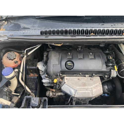 Двигун Peugeot Partner 3008 5008 1.6 бензин 2016 року. Двигун Peugeot Partner 3008 5008 1.6 бензин 2016 року.