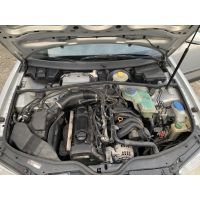 Двигун Passat B5 1.6 AHL, 2000 рік, бензин, об'єм 1.6 л.