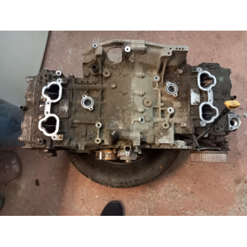 Двигун Subaru EJ20, бензин, 2.0 л, 2000 р. в. Двигун Subaru EJ20, бензин, 2.0 л, 2000 р. в.