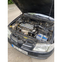 Двигун Nissan Almera n16 YD22DDT, 2002 рік, 2.2 л, дизель.